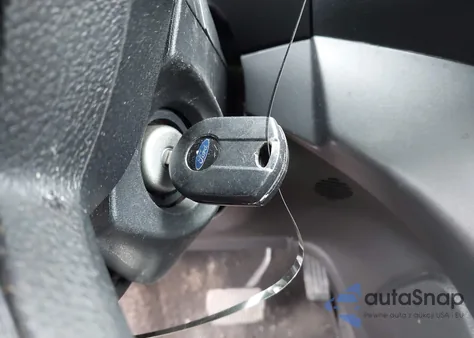 2016 Ford Escape S из США, поврежденный, VIN 1FMCU0F76GUC64456